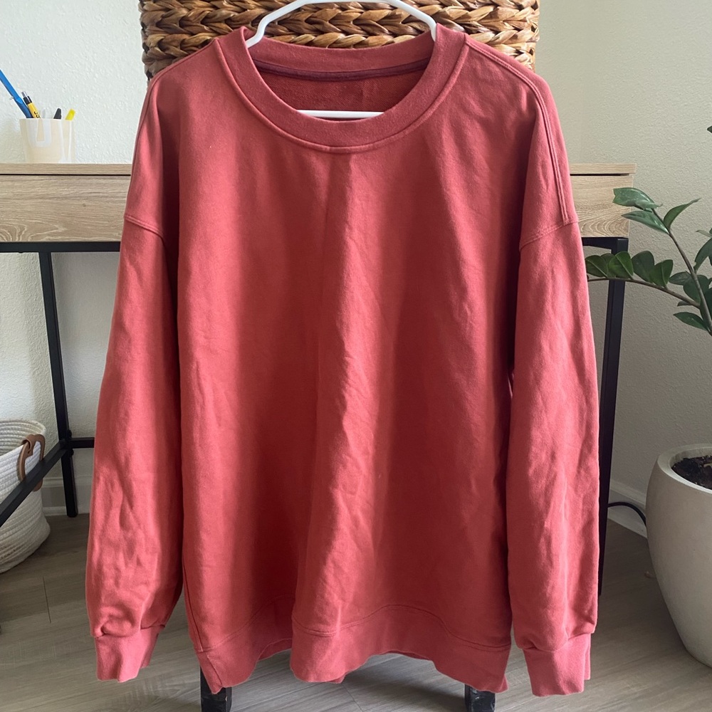 Lululemon perfectly oversized crew